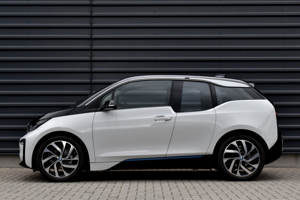 BMW i3 iPerformance 94Ah 33 kWh | Active Cruisecontrol | LED Light | Stoelverwarming | Driving Assistant Plus |