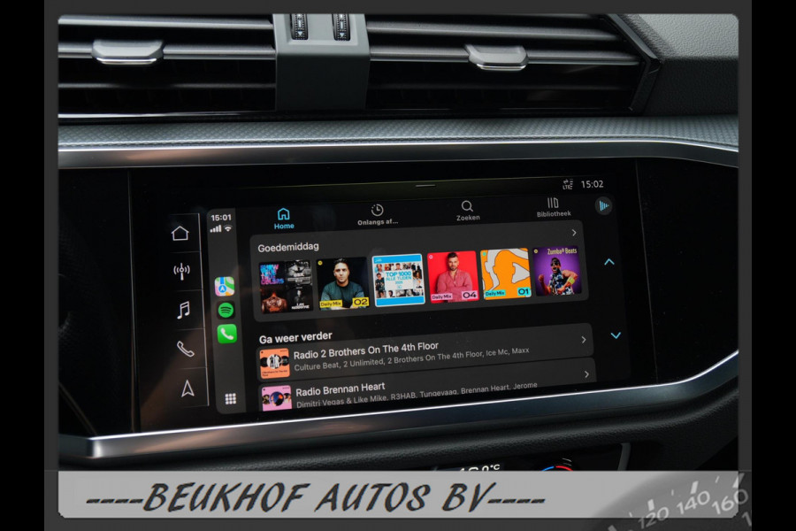 Audi Q3 35 TFSI S-Line Sport Trekhaak Carplay Leer Xenon Pdc