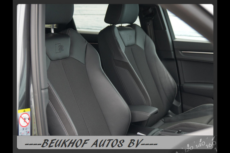 Audi Q3 35 TFSI S-Line Sport Trekhaak Carplay Leer Xenon Pdc