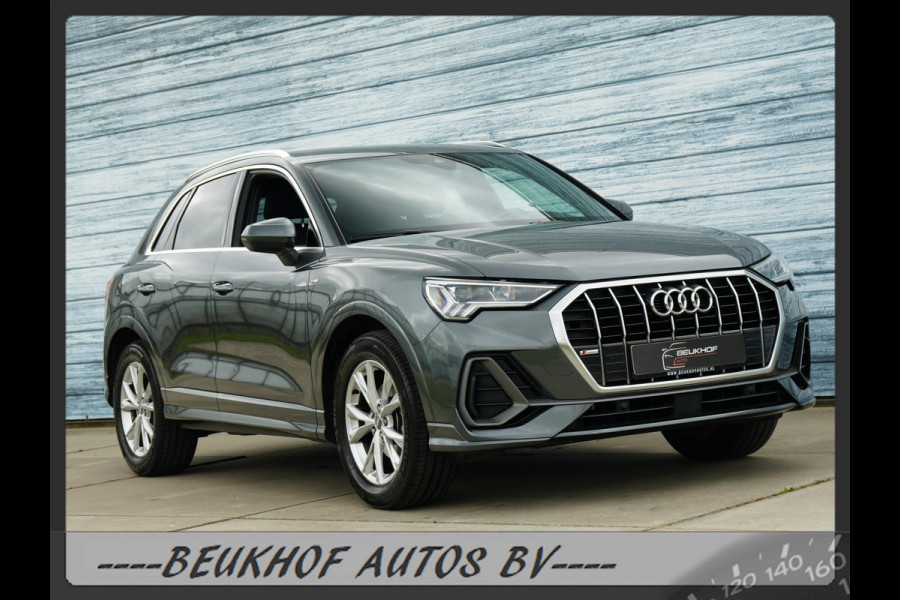 Audi Q3 35 TFSI S-Line Sport Trekhaak Carplay Leer Xenon Pdc