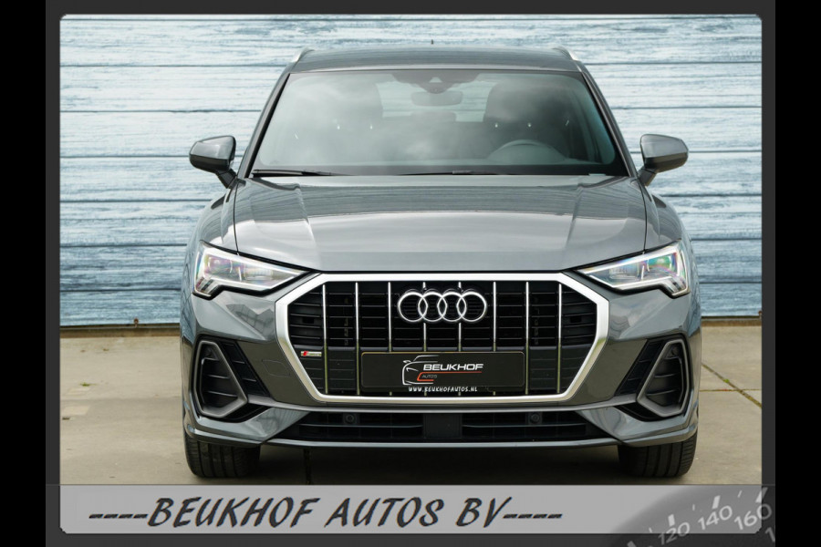 Audi Q3 35 TFSI S-Line Sport Trekhaak Carplay Leer Xenon Pdc