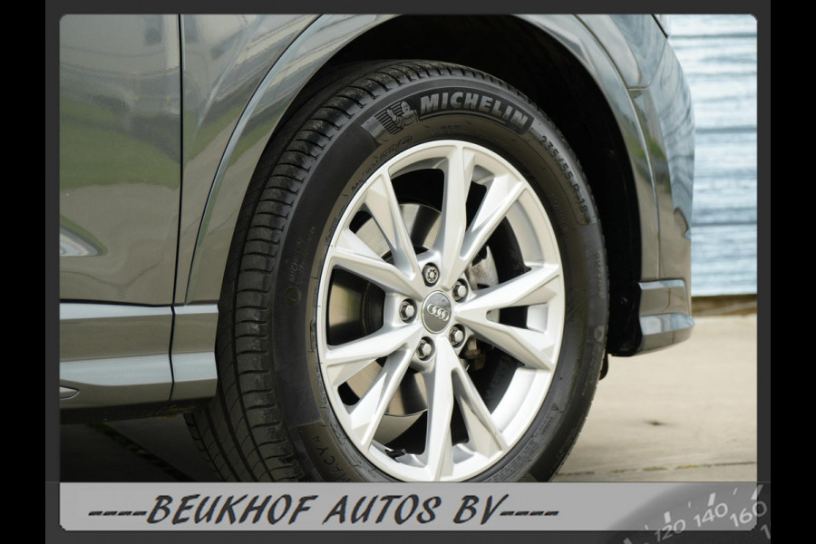 Audi Q3 35 TFSI S-Line Sport Trekhaak Carplay Leer Xenon Pdc