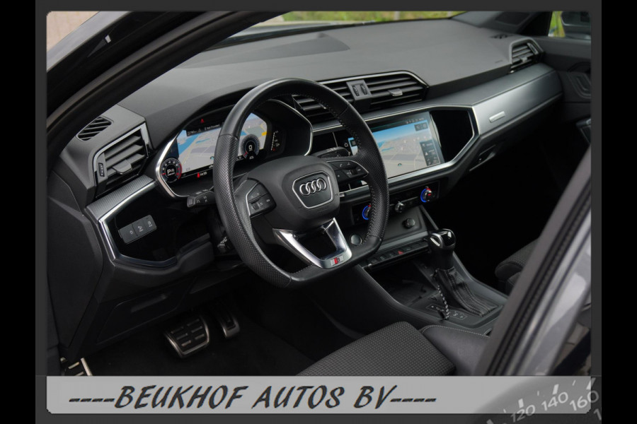Audi Q3 35 TFSI S-Line Sport Trekhaak Carplay Leer Xenon Pdc