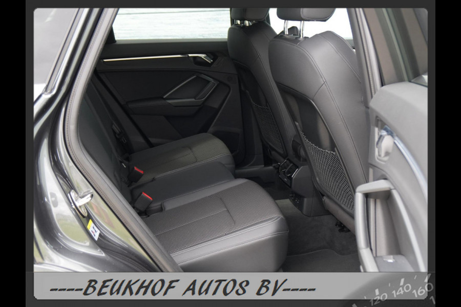 Audi Q3 35 TFSI S-Line Sport Trekhaak Carplay Leer Xenon Pdc