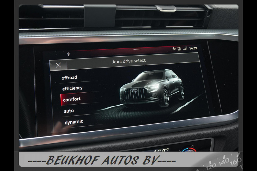 Audi Q3 35 TFSI S-Line Sport Trekhaak Carplay Leer Xenon Pdc
