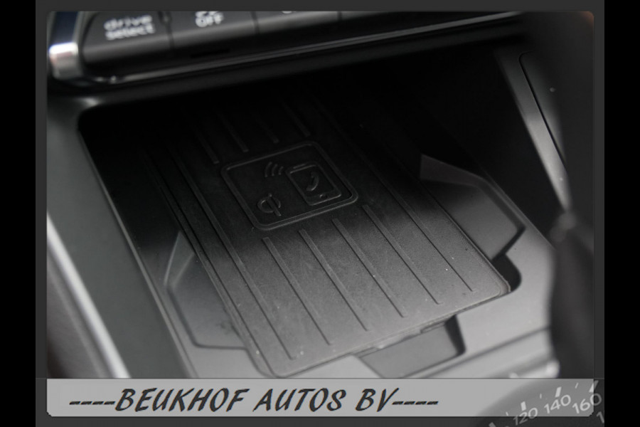 Audi Q3 35 TFSI S-Line Sport Trekhaak Carplay Leer Xenon Pdc