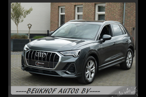 Audi Q3 35 TFSI S-Line Sport Trekhaak Carplay Leer Xenon Pdc