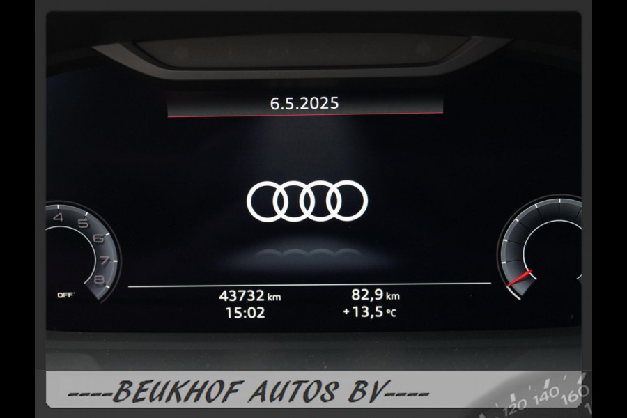 Audi Q3 35 TFSI S-Line Sport Trekhaak Carplay Leer Xenon Pdc