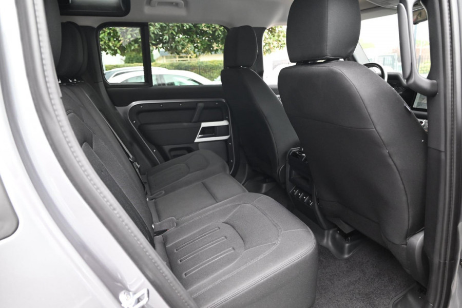 Land Rover Defender 110 2.0 D240 110 240 PK INCL BTW Luchtvering 360 Camera Meridian LED 18''