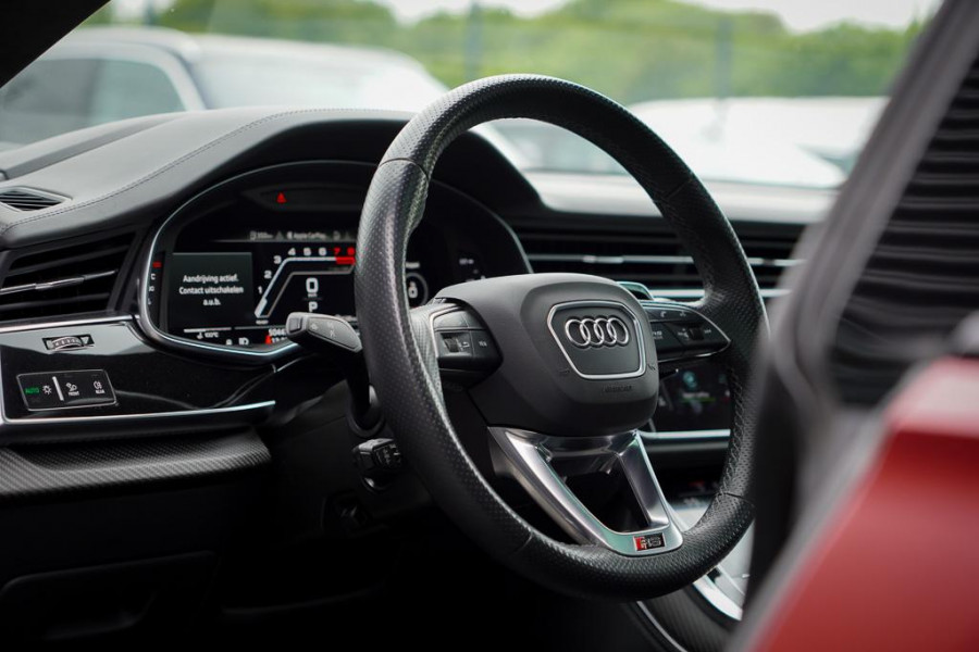 Audi RS Q8 4.0 TFSI Q8 quattro / Keramisch / Mat PPF / Pano / B&O / Massage