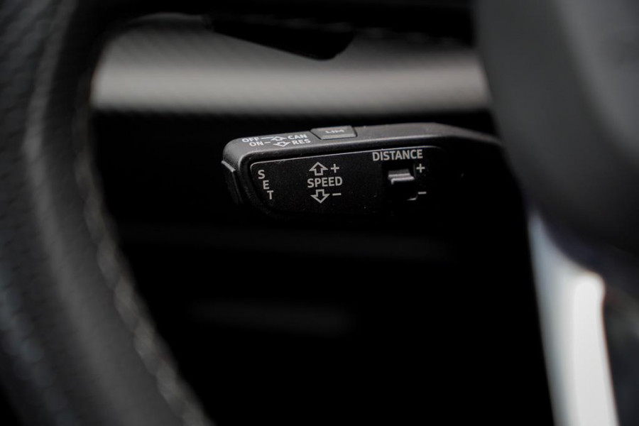 Audi RS Q8 4.0 TFSI Q8 quattro / Keramisch / Mat PPF / Pano / B&O / Massage
