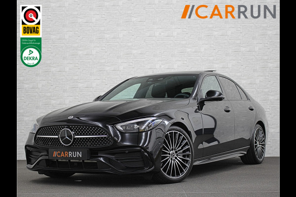 Mercedes-Benz C-Klasse 300 4MATIC AMG-Line | 360 Camera | Panorama | ACC | 19'' | Digital-LED | Night-Pakket | Memory | Trekhaak | Sfeerverlichting | Rij-Assistent Plus | Parfumering | Autom. Parkeren | Carplay | Draadloos Laden |