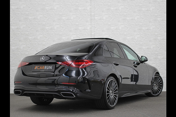 Mercedes-Benz C-Klasse 300 4MATIC AMG-Line | 360 Camera | Panorama | ACC | 19'' | Digital-LED | Night-Pakket | Memory | Trekhaak | Sfeerverlichting | Rij-Assistent Plus | Parfumering | Autom. Parkeren | Carplay | Draadloos Laden |
