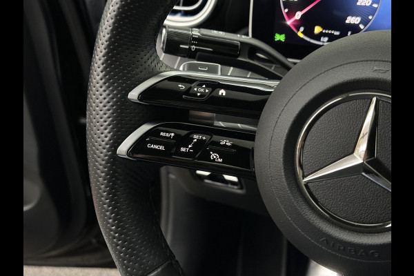 Mercedes-Benz C-Klasse 300 4MATIC AMG-Line | 360 Camera | Panorama | ACC | 19'' | Digital-LED | Night-Pakket | Memory | Trekhaak | Sfeerverlichting | Rij-Assistent Plus | Parfumering | Autom. Parkeren | Carplay | Draadloos Laden |
