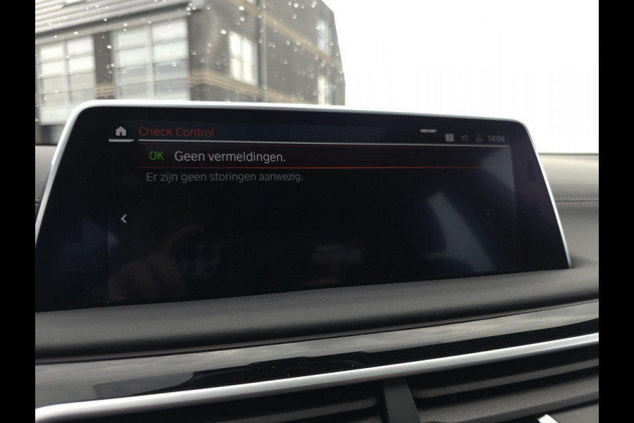 BMW 7 Serie M760Li xDrive High Executive | Massage | TV | Koelbox | HuD | BMW Drive Assisted | 360 cam | Stoelkoeling | Bowers |