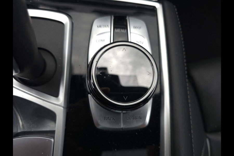BMW 7 Serie M760Li xDrive High Executive | Massage | TV | Koelbox | HuD | BMW Drive Assisted | 360 cam | Stoelkoeling | Bowers |