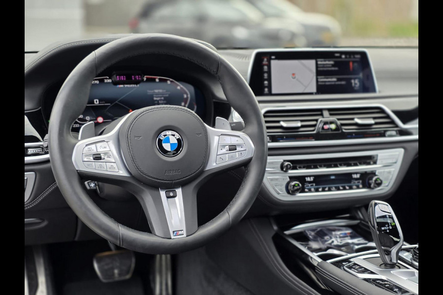 BMW 7 Serie M760Li xDrive High Executive | Massage | TV | Koelbox | HuD | BMW Drive Assisted | 360 cam | Stoelkoeling | Bowers |