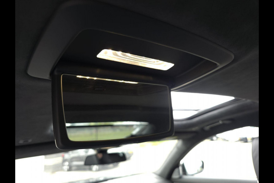 BMW 7 Serie M760Li xDrive High Executive | Massage | TV | Koelbox | HuD | BMW Drive Assisted | 360 cam | Stoelkoeling | Bowers |