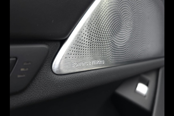 BMW 7 Serie M760Li xDrive High Executive | Massage | TV | Koelbox | HuD | BMW Drive Assisted | 360 cam | Stoelkoeling | Bowers |