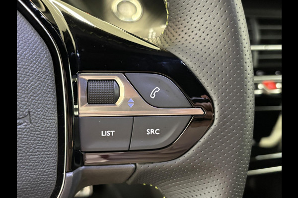 Peugeot e-208 EV GT 51 kWh Navigatie | Adaptieve cruise control | Keyless | Stoelverwarming | Elektrische massagestoel |