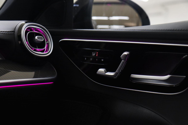 Mercedes-Benz C-Klasse 300 AMG/KEYLESS/SFEERVER/MEMORY/CAM/CARPLAY