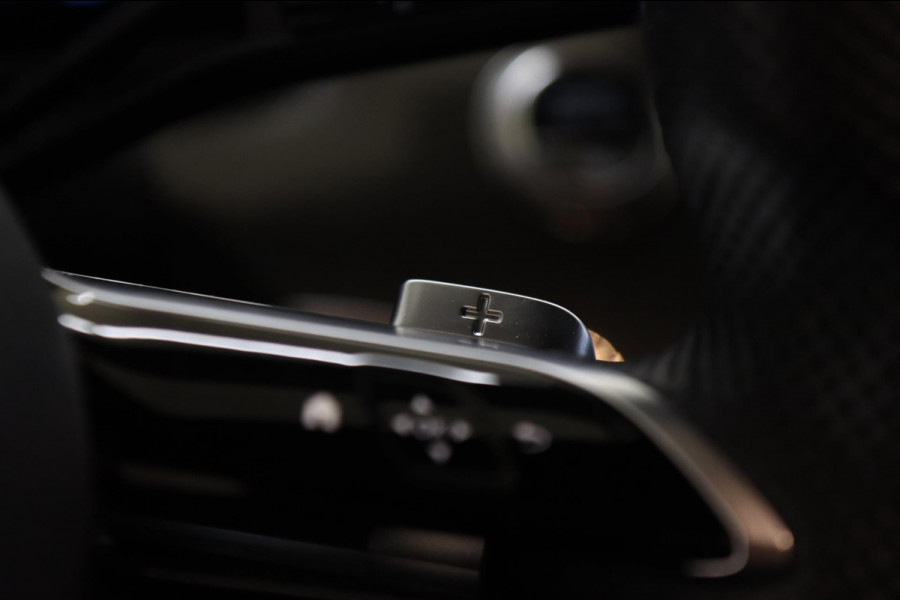 Mercedes-Benz C-Klasse 300 AMG/KEYLESS/SFEERVER/MEMORY/CAM/CARPLAY