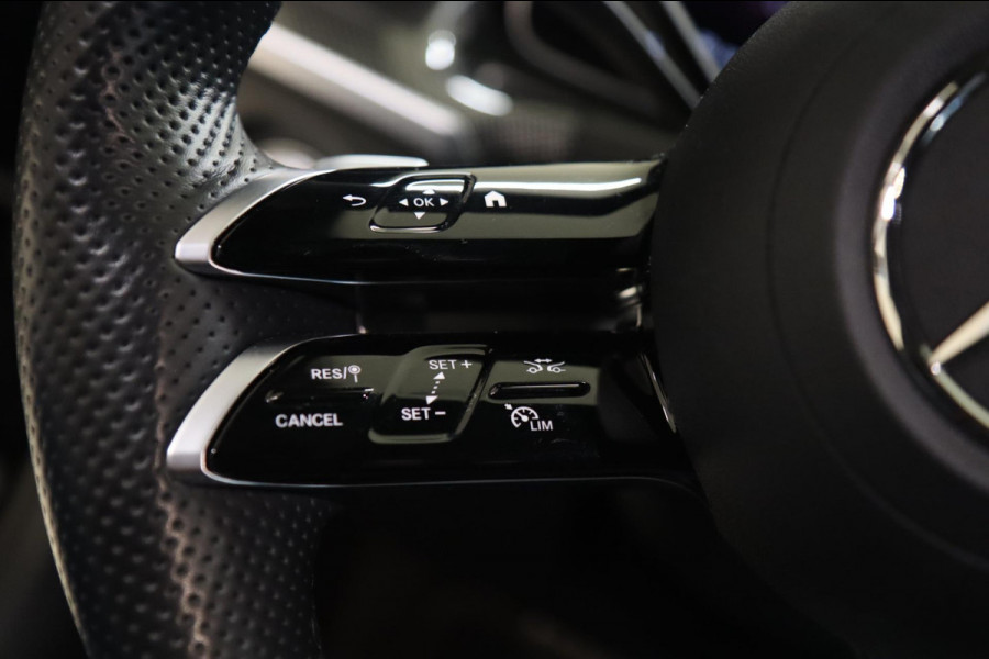 Mercedes-Benz C-Klasse 300 AMG/KEYLESS/SFEERVER/MEMORY/CAM/CARPLAY