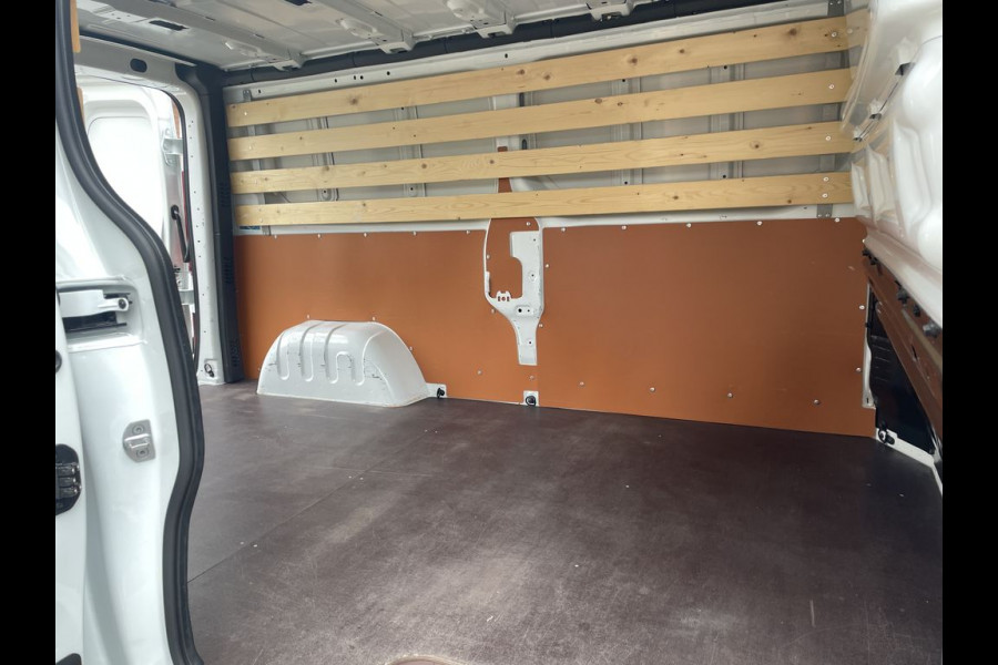 Renault Trafic 2.0 dCi 110pk L2 Work Edition BPM Vrij! Lease €334 p/m, Navi + Camera, PDC, Led, Airco, Cruise controle, Onderhoudshistorie aanwezig