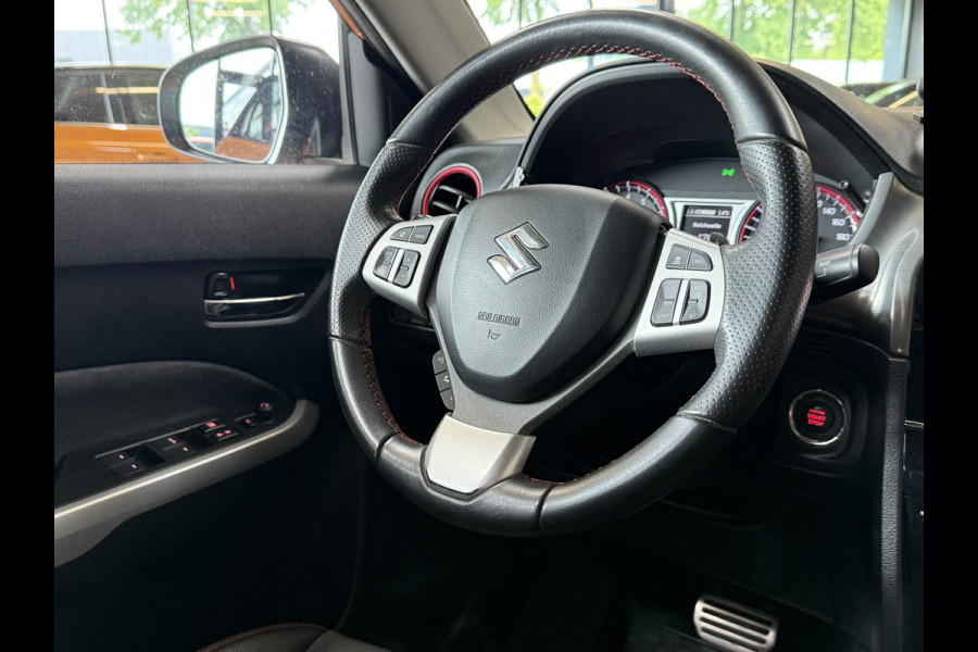 Suzuki Vitara 1.4 S AUT | Allgrip | Navi | 17" | Led | ACC | Alcantara | Stoelverwarming | Camera | Afneembare Trekhaak! Dealer onderhouden!