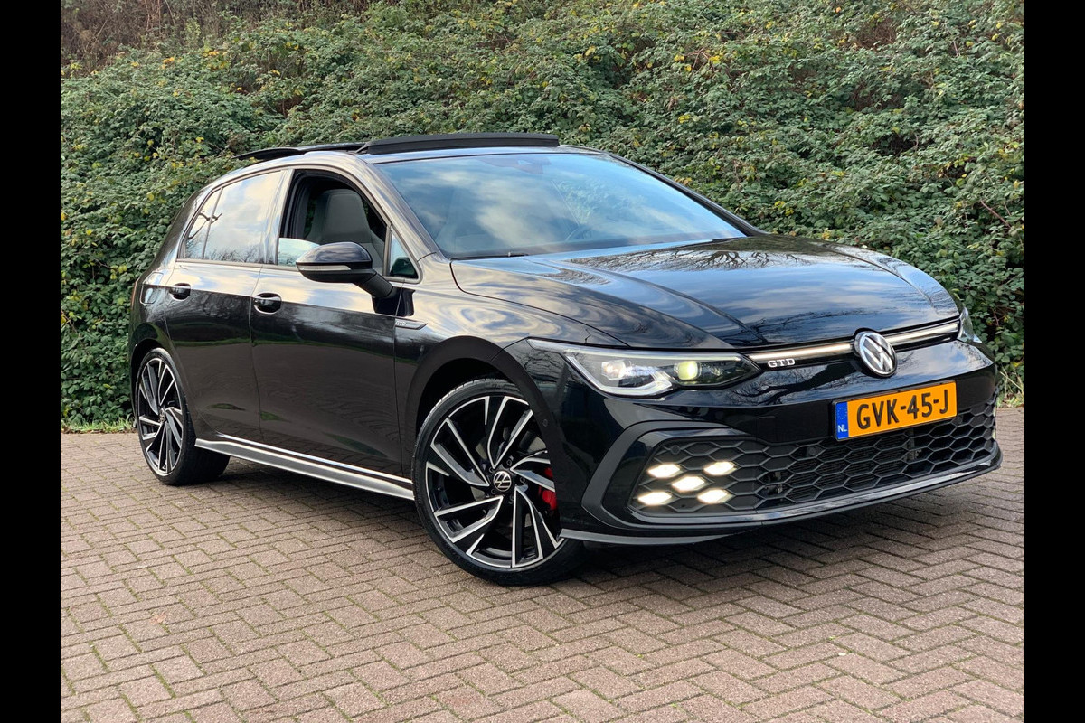 Volkswagen Golf 2.0 TDI GTD|PANO|LEDER|H&K|IQLIGHT|HEAD|FULL Volkswagen Golf 2.0 TDI GTD|PANO|LEDER|H&K|IQLIGHT|HEAD|FULL