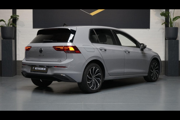 Volkswagen Golf 1.0 eTSI AUTOMAAT-ACC-AMBIANCE-CLIMA-LED-NAVIGATIE-NAP-PDC