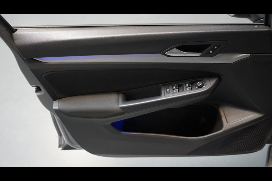 Volkswagen Golf 1.0 eTSI AUTOMAAT-ACC-AMBIANCE-CLIMA-LED-NAVIGATIE-NAP-PDC