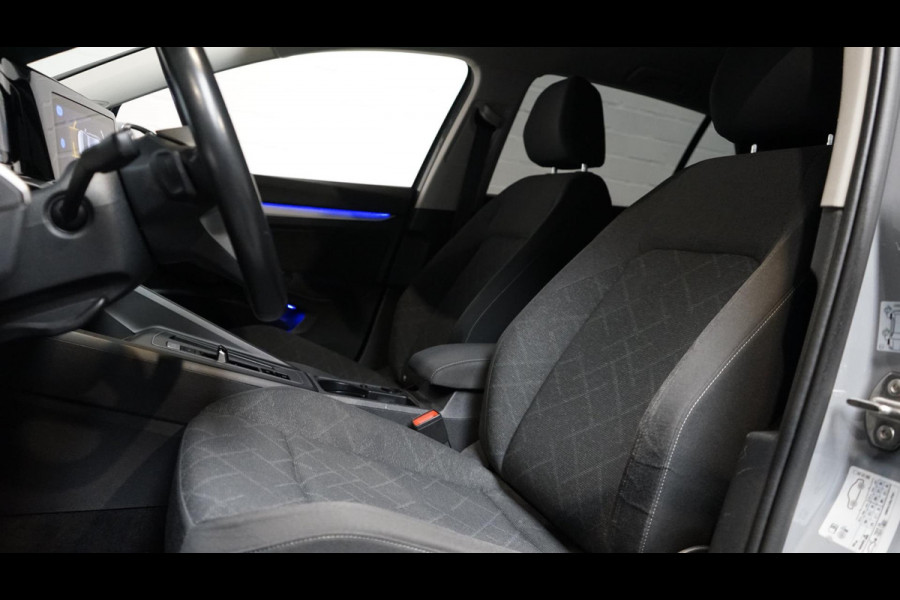 Volkswagen Golf 1.0 eTSI AUTOMAAT-ACC-AMBIANCE-CLIMA-LED-NAVIGATIE-NAP-PDC