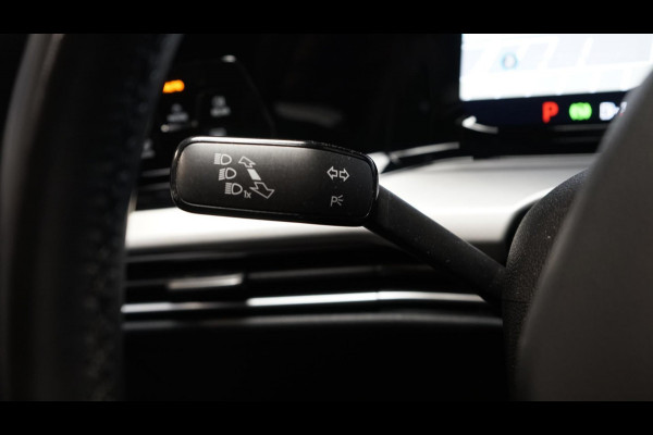 Volkswagen Golf 1.0 eTSI AUTOMAAT-ACC-AMBIANCE-CLIMA-LED-NAVIGATIE-NAP-PDC