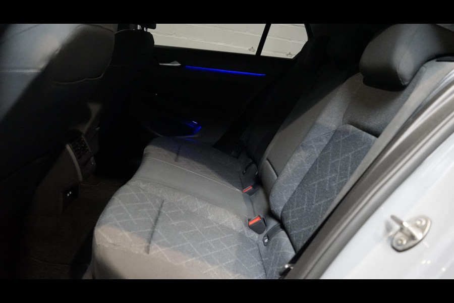 Volkswagen Golf 1.0 eTSI AUTOMAAT-ACC-AMBIANCE-CLIMA-LED-NAVIGATIE-NAP-PDC