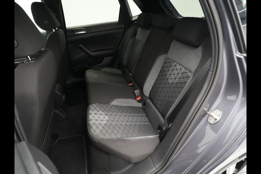 Volkswagen Polo 1.0 95pk DSG TSI R-Line Virtual Cockpit Navigatie Parkeerhulp 177