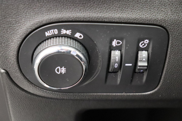 Opel Crossland X 1.2 Turbo Innovation Stoel&Stuur Verwarming Navigatie Trekhaak