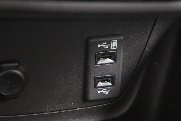Opel Crossland X 1.2 Turbo Innovation Stoel&Stuur Verwarming Navigatie Trekhaak