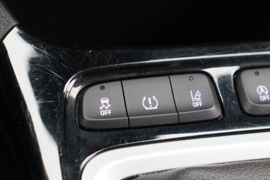Opel Crossland X 1.2 Turbo Innovation Stoel&Stuur Verwarming Navigatie Trekhaak