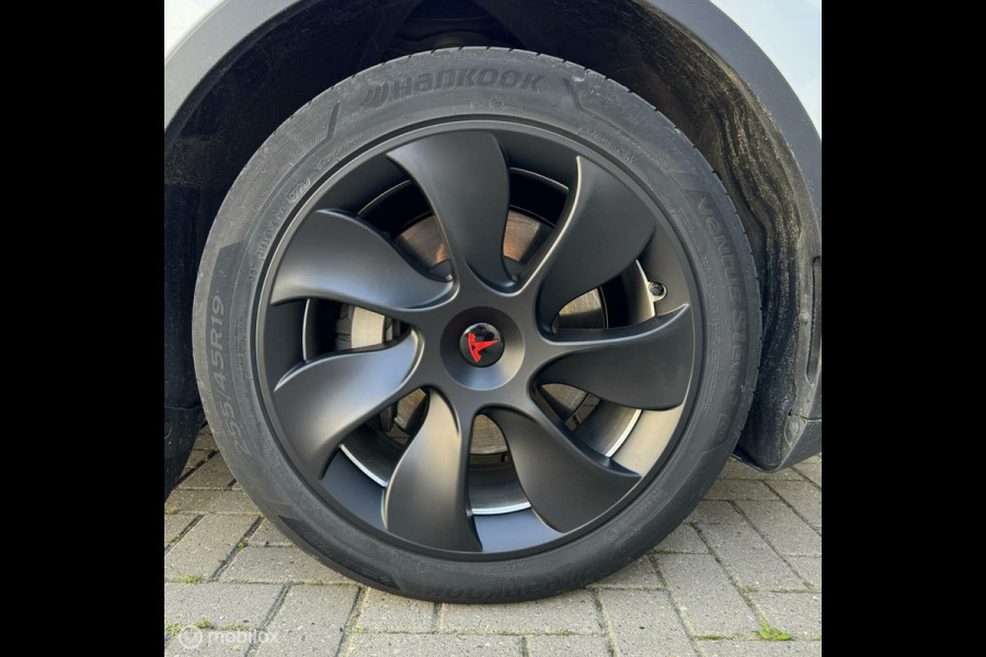 Tesla Model Y Long Range RWD MiG Wit 78KWH MMX PACK