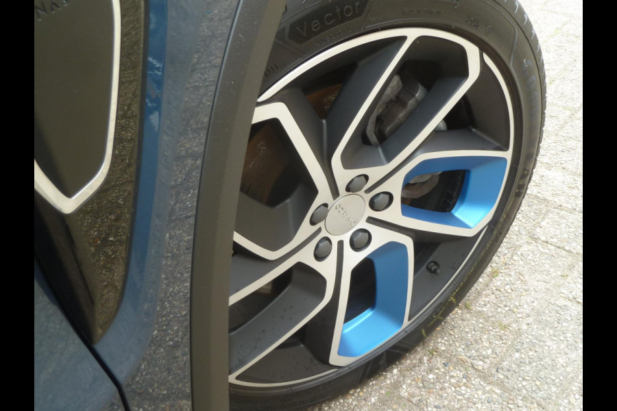 Lynk & Co 01 1.5 Plug-In Hybrid|Panodak|Adaptive-Cruise|Blindspot|360-Camera|37.000KM