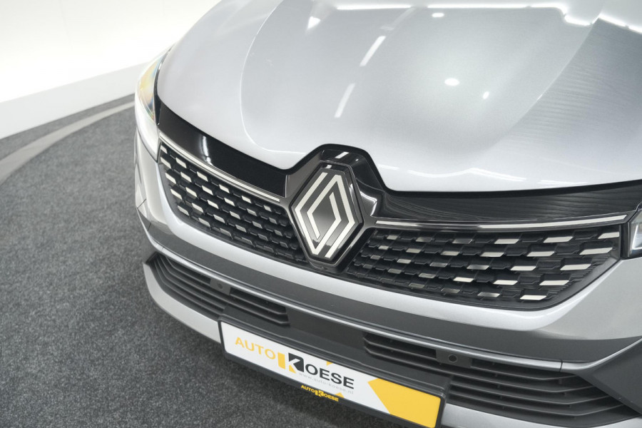 Renault Clio TCe 90 GPF techno | 360 Camera | Dodehoekdetectie | Adaptieve Cruise Control