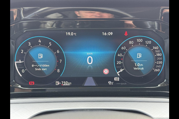 Volkswagen GOLF Variant 1.0 TSI 110pk Navi Clima Full Led Virtual Cockpit Keyless start Carplay