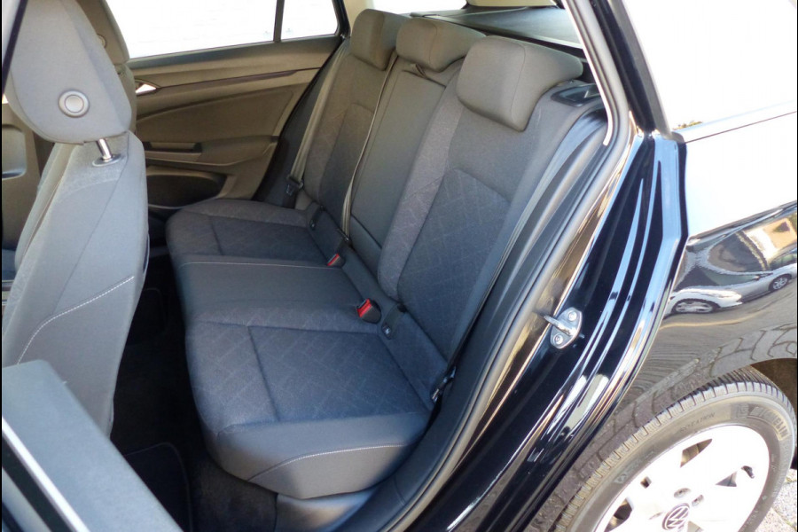 Volkswagen GOLF Variant 1.0 TSI 110pk Navi Clima Full Led Virtual Cockpit Keyless start Carplay