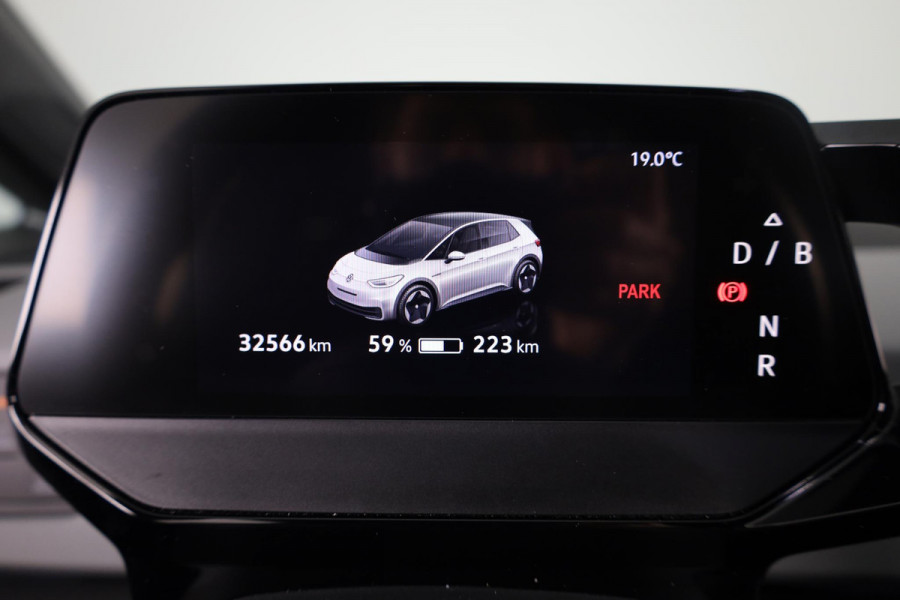 Volkswagen ID.3 Pro Edition 58 kWh 204 pk | Navigatie | Parkeersensoren (Park assist) | Achteruitrijcamera | Stoelverwarming |