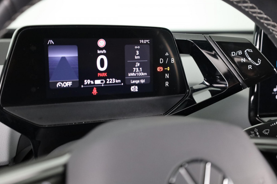 Volkswagen ID.3 Pro Edition 58 kWh 204 pk | Navigatie | Parkeersensoren (Park assist) | Achteruitrijcamera | Stoelverwarming |