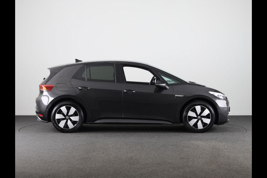 Volkswagen ID.3 Pro Edition 58 kWh 204 pk | Navigatie | Parkeersensoren (Park assist) | Achteruitrijcamera | Stoelverwarming |