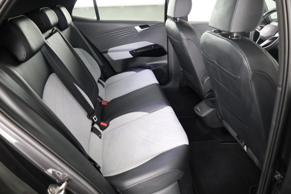 Volkswagen ID.3 Pro Edition 58 kWh 204 pk | Navigatie | Parkeersensoren (Park assist) | Achteruitrijcamera | Stoelverwarming |