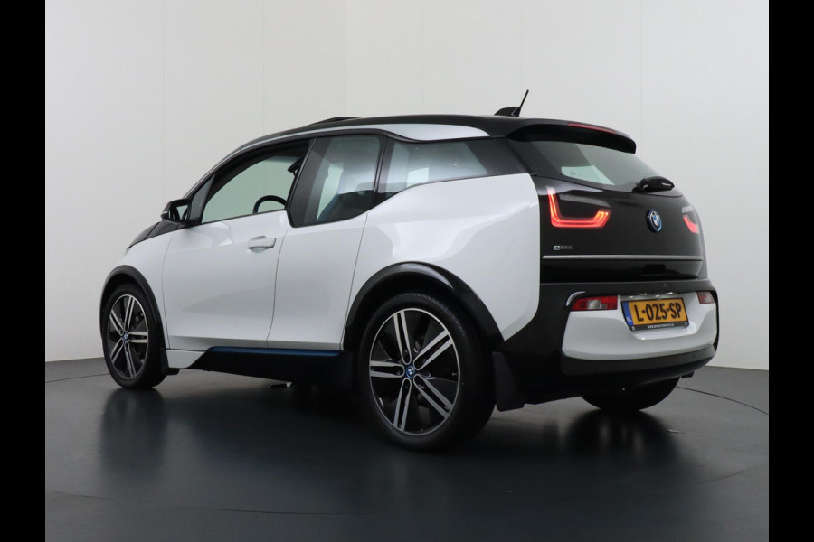 BMW i3 Basis iPerformance 94Ah 33 kWh PANO | CAMERA | RIJKLAARPRIJS INCL. 12 MND. BOVAGGARANTIE