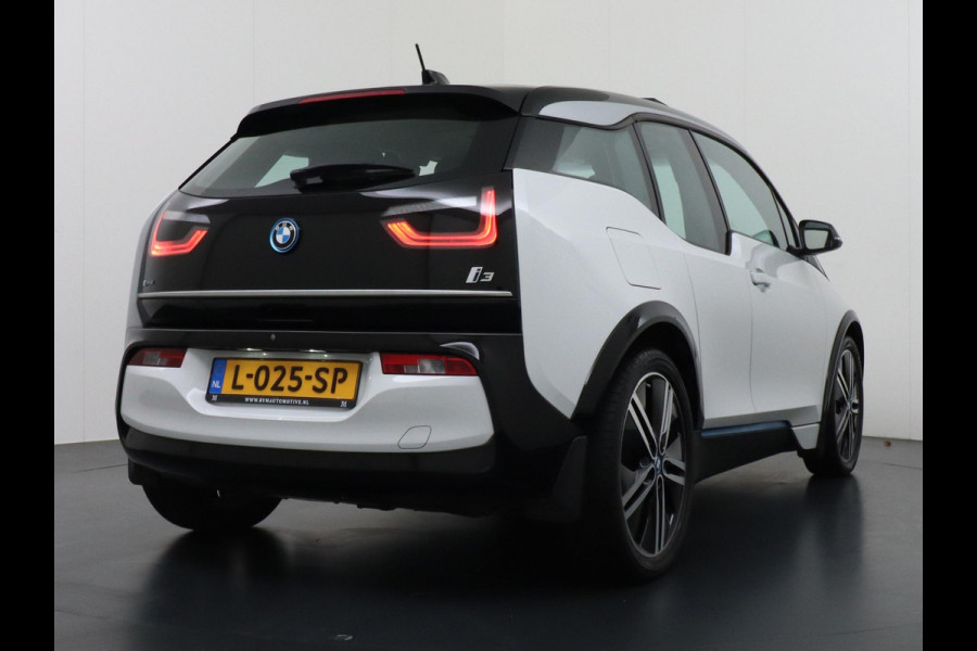 BMW i3 Basis iPerformance 94Ah 33 kWh PANO | CAMERA | RIJKLAARPRIJS INCL. 12 MND. BOVAGGARANTIE